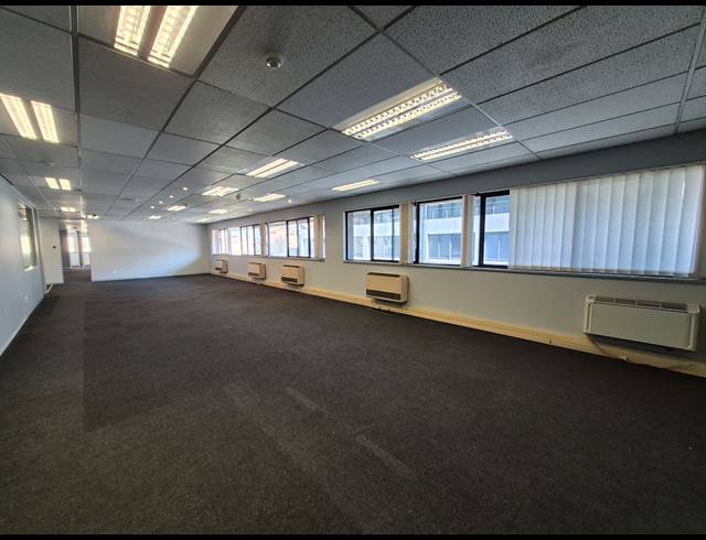 322M² OFFICE TO LET IN SANDTON CENTRAL